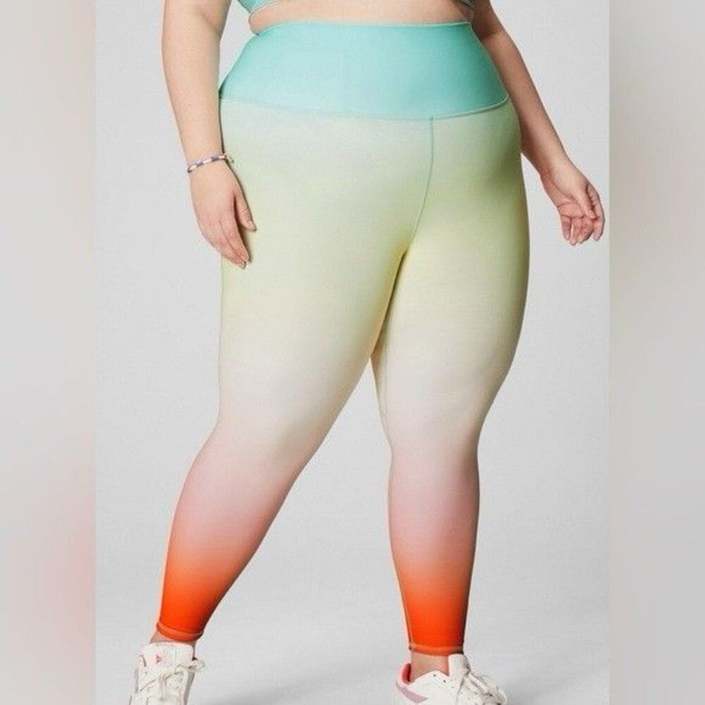 Fabletics PureLuxe Ultra High-Rise 7/8th Legging Ombre All Day 4X Rainbow Plus - Picture 2 of 5